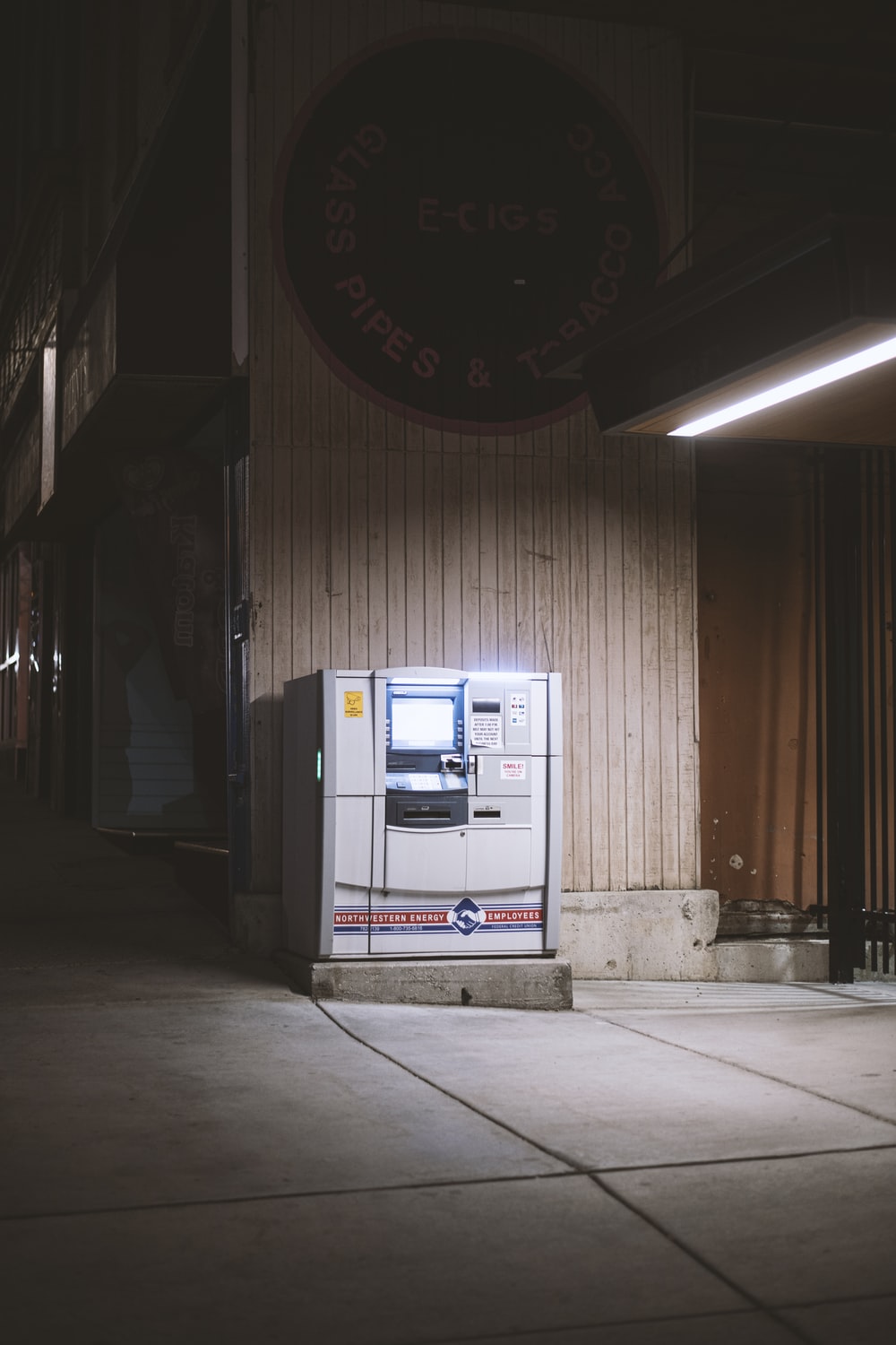 銀行ATM機圖片