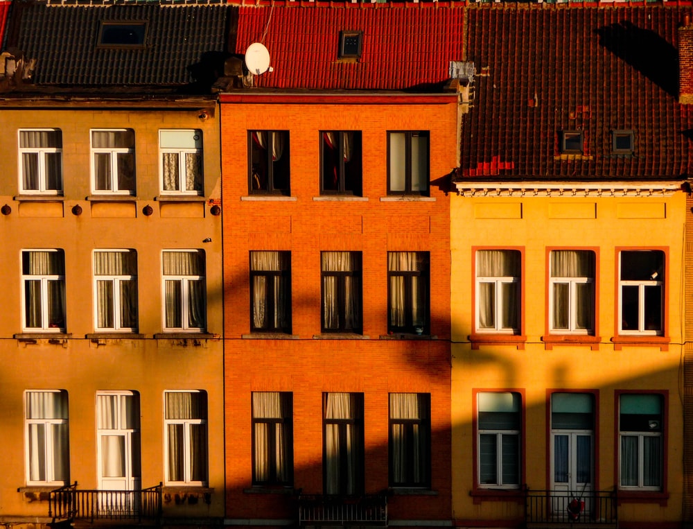 红色艺术比利时建筑房屋图片