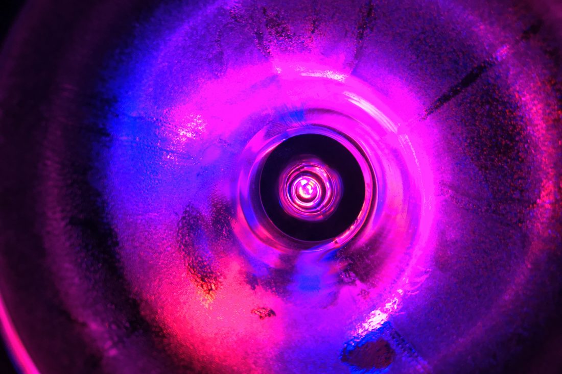 紫色霓虹抽象圖片