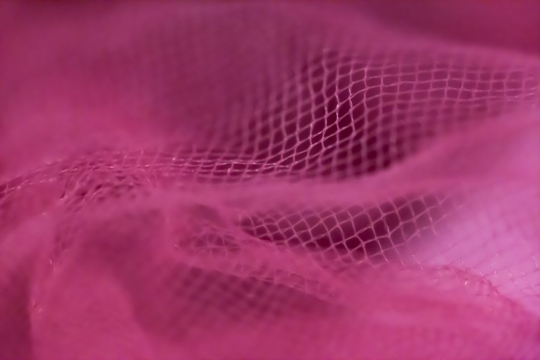 粉色小清新网眼织物图片