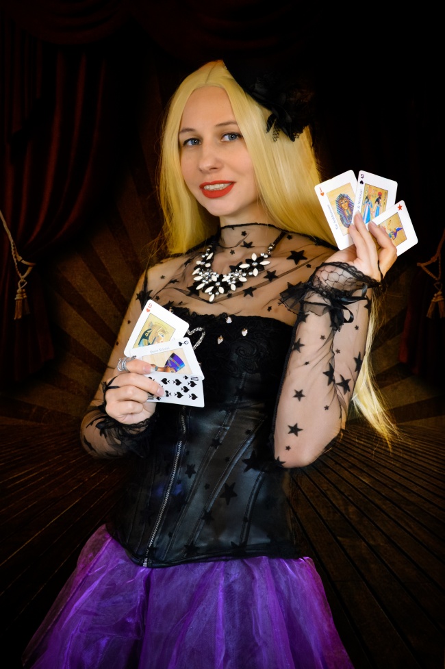 扑克女郎图片