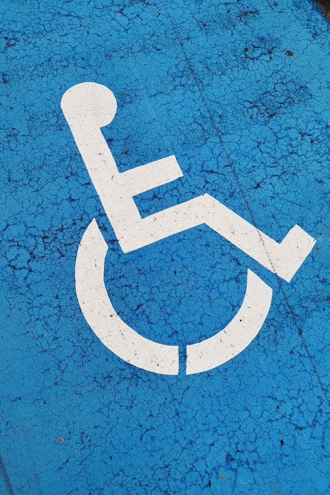 轮椅蓝色简约图片素材
