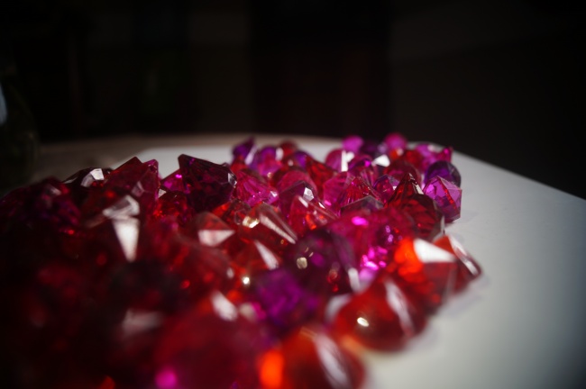 水晶红宝石图片