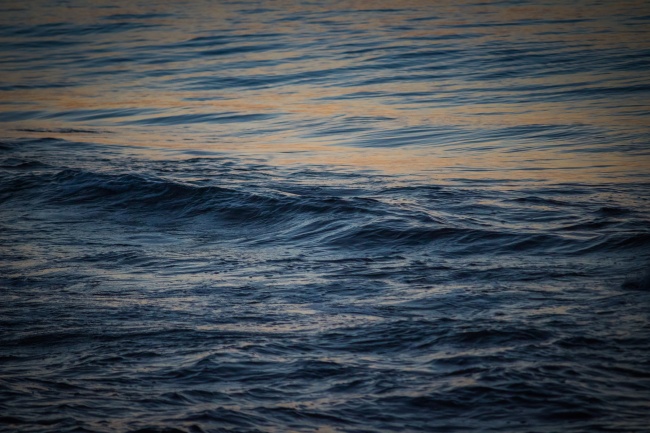 大海波浪壁纸图片
