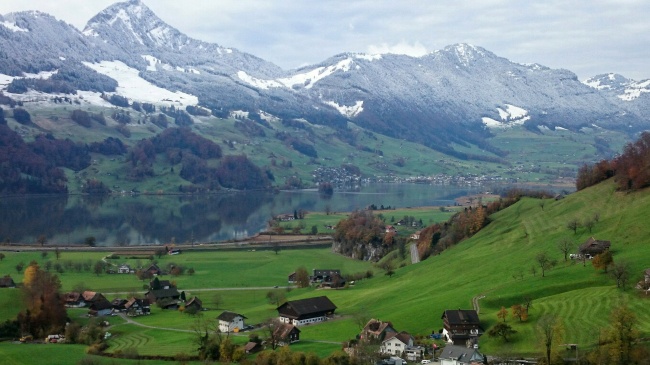 瑞士冬季唯美风景图片