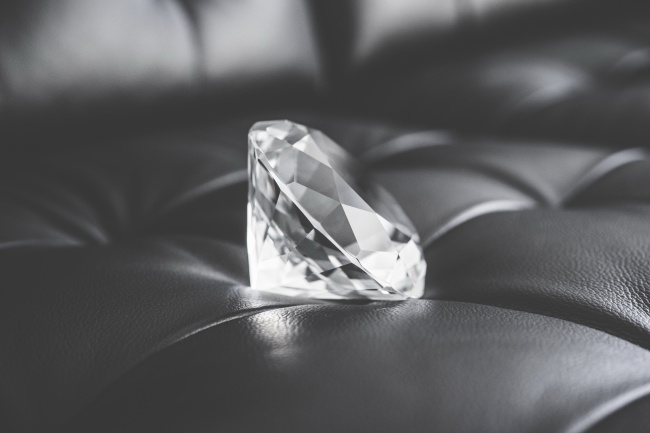 大水晶钻石特写图片
