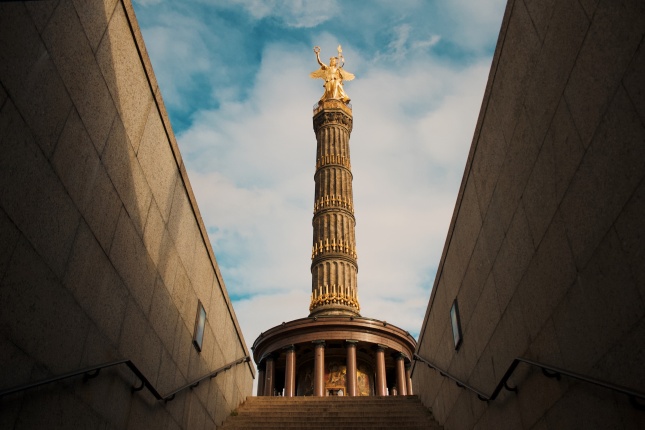 柏林胜利纪念柱图片