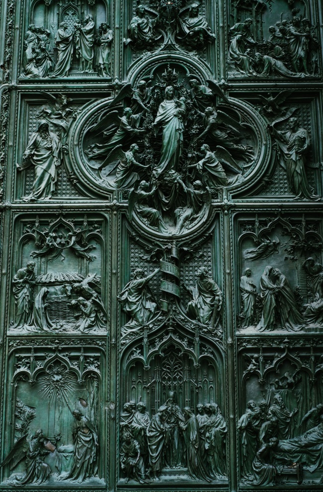 大教堂青铜门细节图片