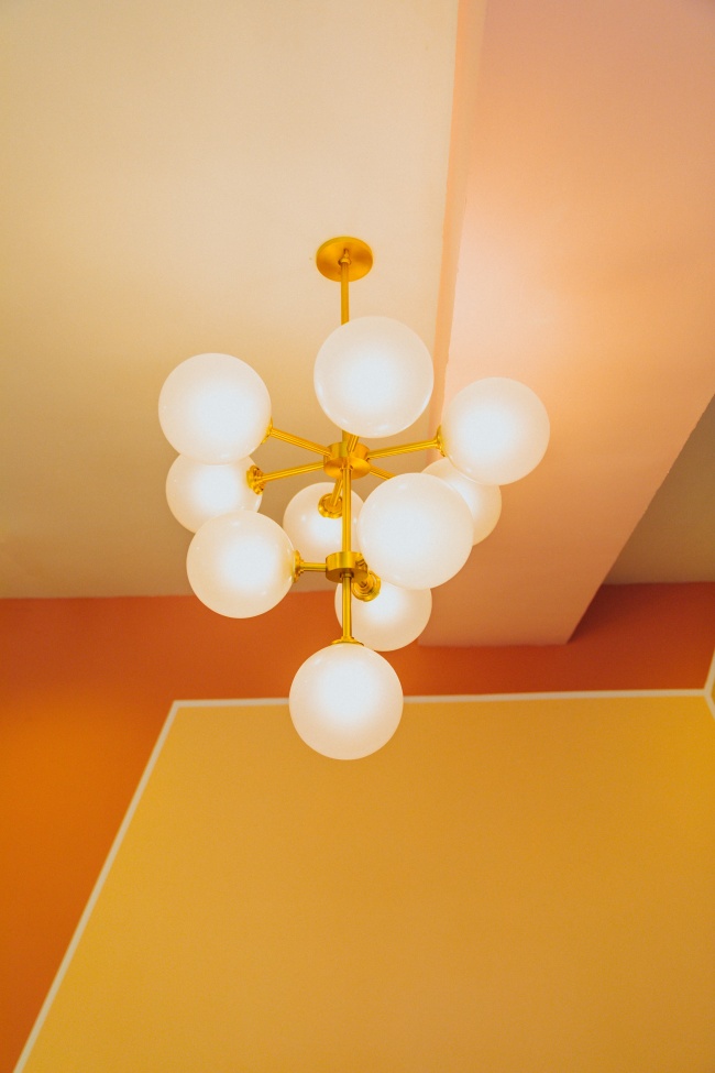现代简约客厅吊灯图片